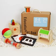 Tooky Toy 0- 6 měsíců Edukační box Baby 6 ks