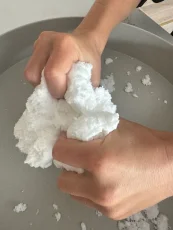 Jellystone | Senzorický sneh