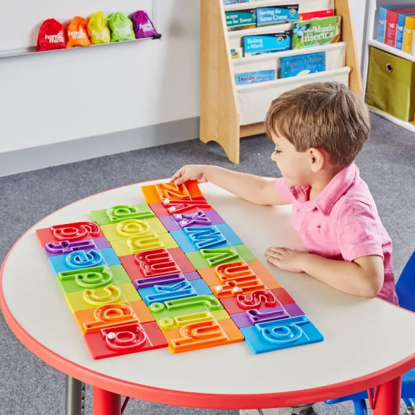 Learning Resources | MarbleTracers™ – Malé tlačené písmená
