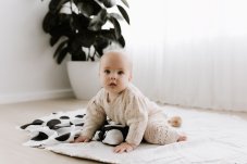 Play Silkies | Little Dots