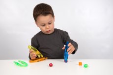 TickiT Průsvitné barevné pinzety (12 ks)