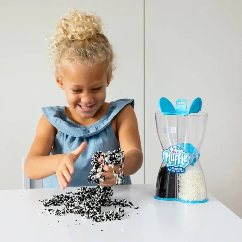 Playfoam Pluffle™ | Twist Black & White