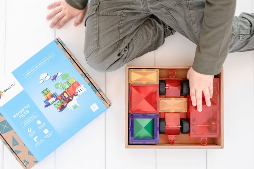 Connetix Tiles | 24 kusů | základ pro auta
