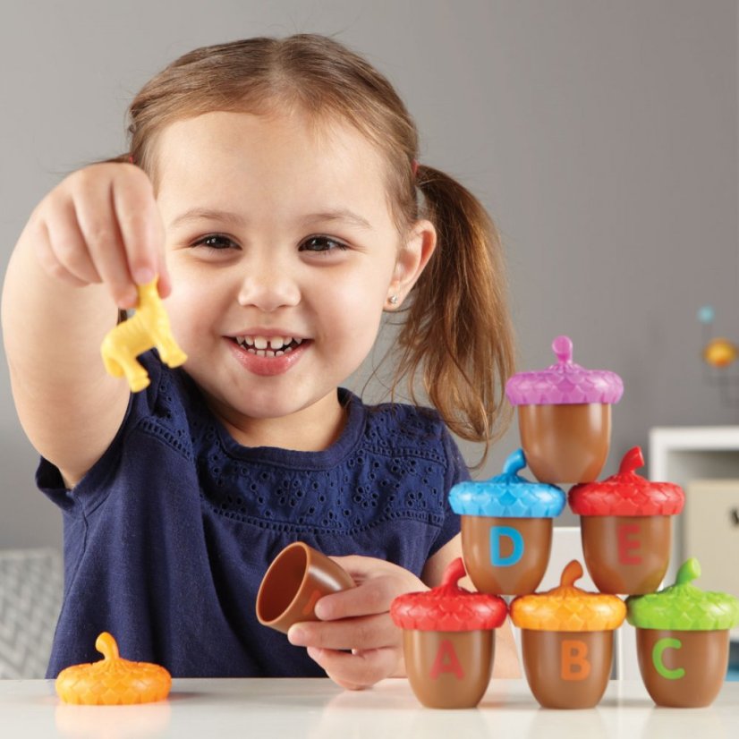 Learning Resources | Discovery Acorns | Žaludy s abecedou