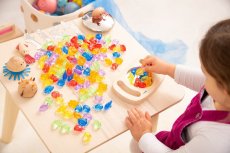 TickiT Průsvitné barevné ryby (120 ks)