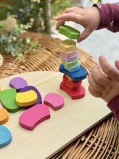 Yellow Door Páv hra s vzorom