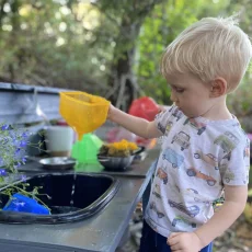 TickiT Barevné průsvitné trychtýře - 6 ks