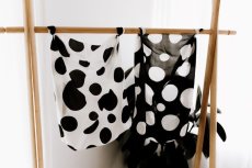 Play Silkies | Little Dots
